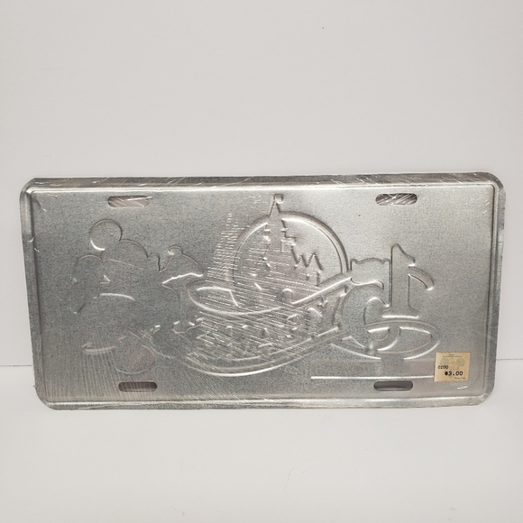 Walt Disney World 15 Years Mickey Mouse License Plate - Picture 2 of 9
